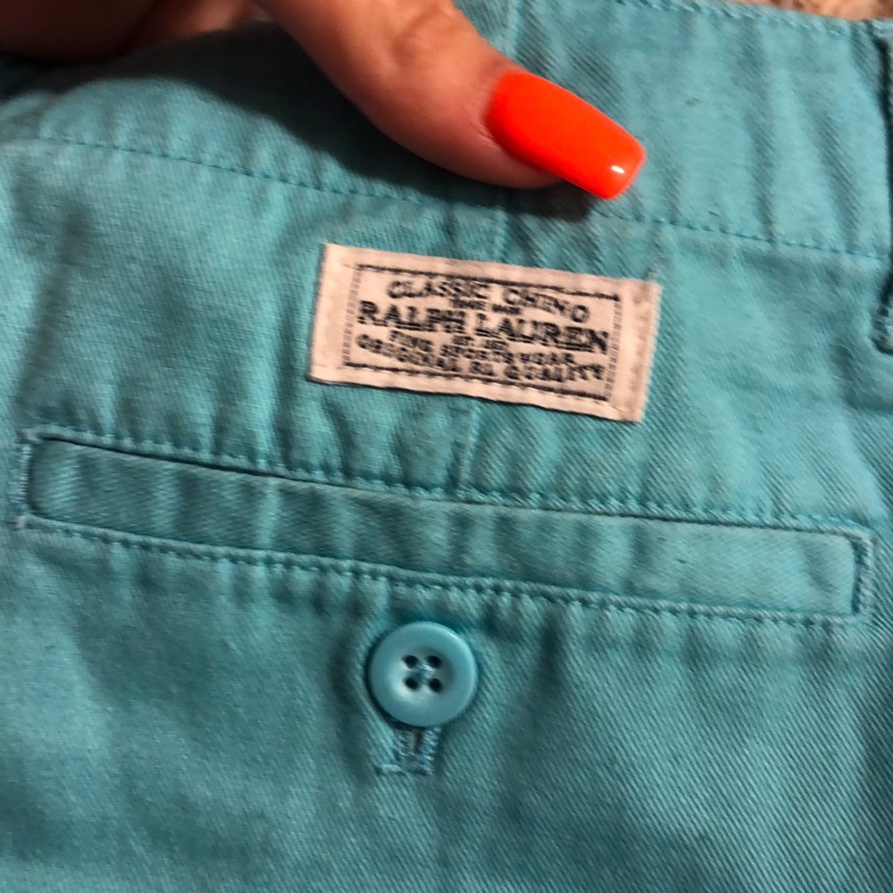 Shorts - Picture 4 of 8
